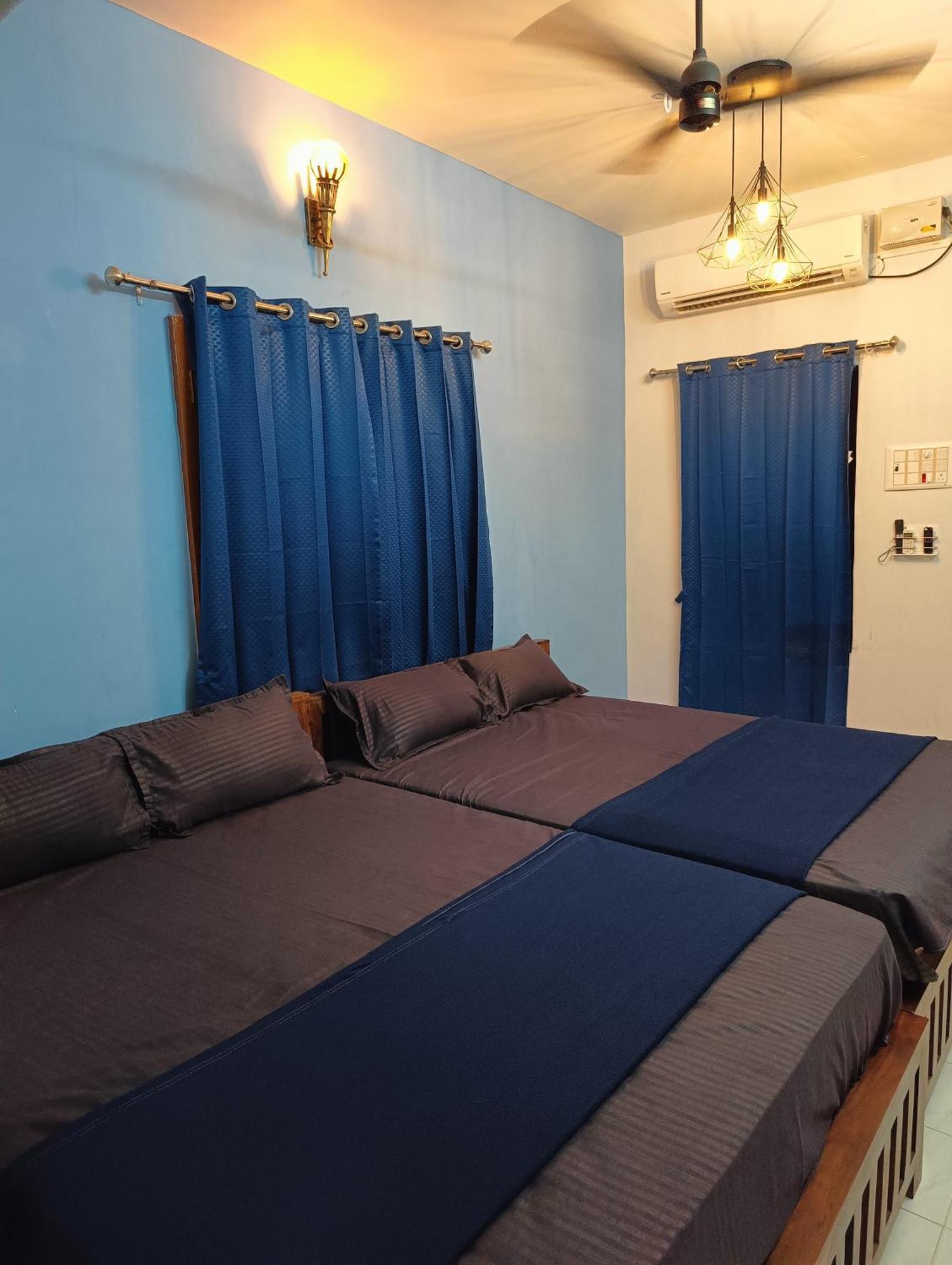 Omkara - The Fives Guest House Tiruvannāmalai Exterior foto