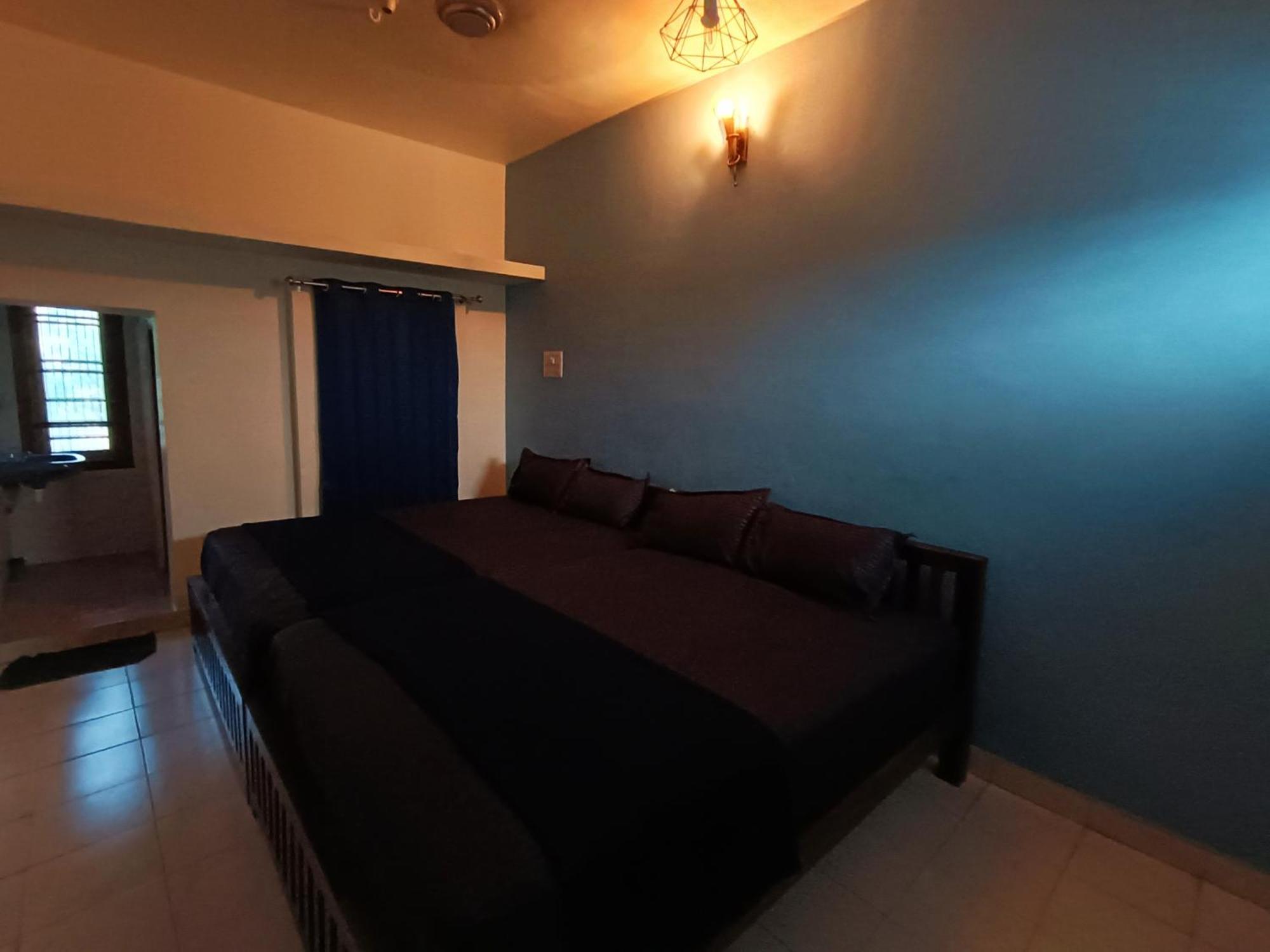 Omkara - The Fives Guest House Tiruvannāmalai Cameră foto